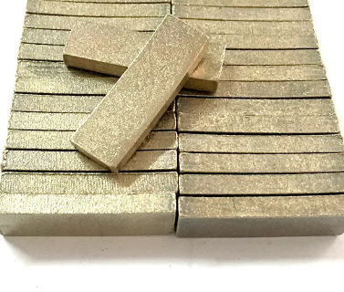 Segment de coupe de diamant de lave